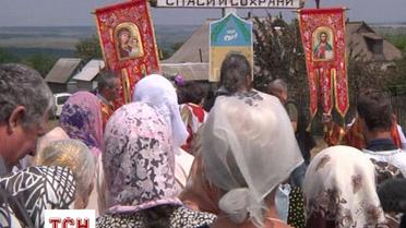 На Донетчине провели молебен по погибшим в авиакатастрофе