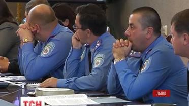 Правоохранителей станет меньше, а зарабатывать они будут больше