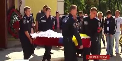 В Днепропетровске попрощались с двумя бойцами спецбатальона «Днепр-1»