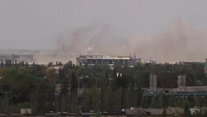 Дончане отсняли атаки боевиков на аэропорт