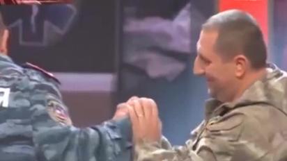 Фронтовой врач Всеволод Стеблюк рассказал, как российский офицер им помогал