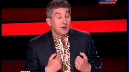 Російський канал вирізав заклик українського нардепа у вишиванці зупинити війну