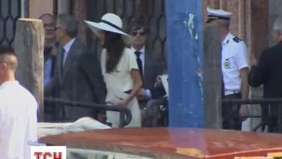 Клуні і Аламуддін провели офіційну церемонію одруження в Палаццо Каваллі-Франкетті