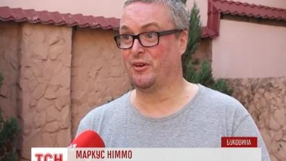 Англичанин из Черновцов отдал своего джипа украинской армии