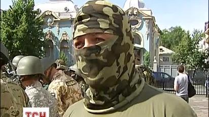 Бійці "Донбасу" допомагають запобігти терактам у столиці