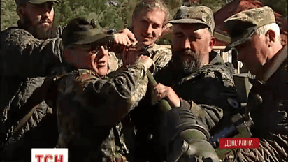 «Азов» під Маріуполем базується в колишньому будинку Януковичів