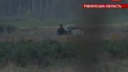 На Полесье незаконно добывают янтарь на сотни миллионов долларов