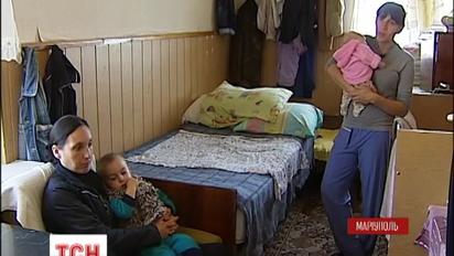 Переселенцям із донецькою пропискою часто відмовляють у працевлаштування