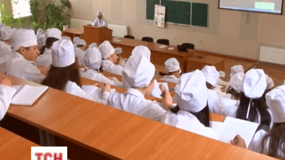 Російські дипломи пропонують луганським студентам