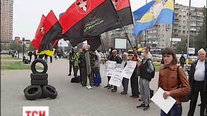 На виборчих округах Донеччини і Луганщини аншлаг