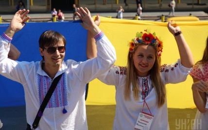 МИД Украины требует объяснений относительно конфискации флагов во время концерта "ОЭ" в Минске