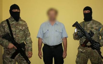 СБУ затримала одеського "антимайданівця" зі зброєю та схемами виготовлення бомб