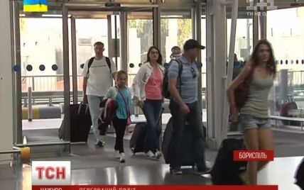 Россиянин прилетел в "Борисполь" и попросил политического убежища в Украине