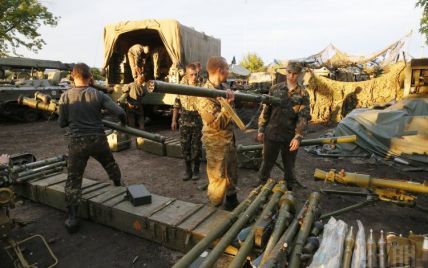 Военные разгромили террористов с техникой возле аэропорта Луганска