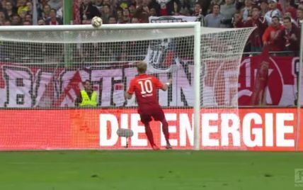 Эпический промах: немецкий футболист с метра не попал в пустые ворота