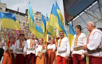 Населення України скоротилося до 43 мільйонів людей