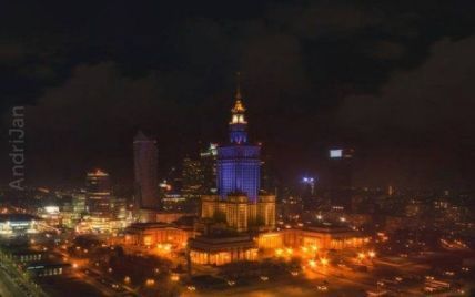 Варшавський хмарочос підсвітять жовто-блакитними кольорами