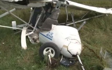 Возле Львова упал двухместный самолет (видео)