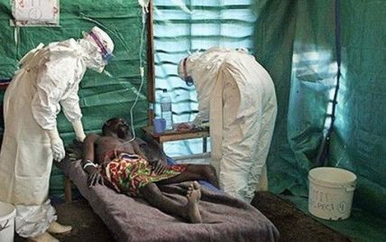 В Либерии от Эболы умер сотрудник миссии ООН