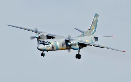Ан-26 – основной транспортный самолет ВСУ: что известно о модели воздушного судна
