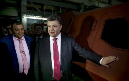 В Украину прибывают первые два беспилотника ОБСЕ - Порошенко