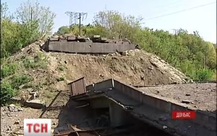 Под Горловкой украинские блокпосты "поливают" из минометов