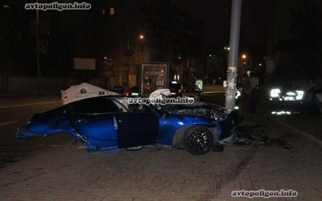 У центрі Києва розбився Maserati. / © Автополигон