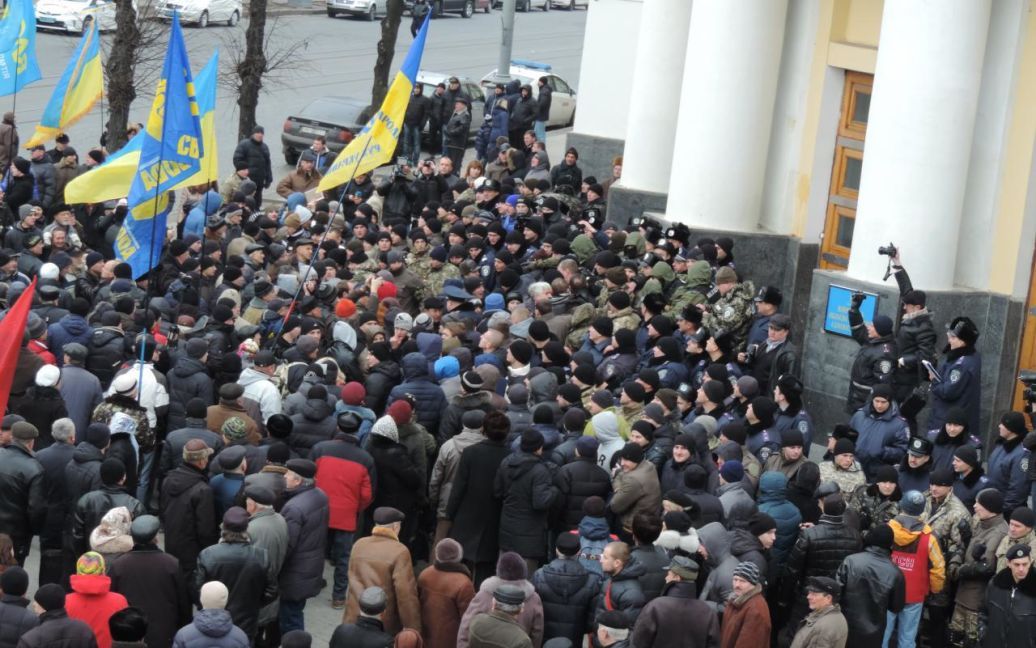 6 декабря в центре Винницы произошли массовые столкновения / © vinnitsaok.com.ua