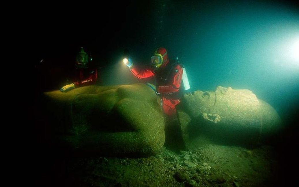 Ученые подняли из воды бесценные археологические находки / © http://www.franckgoddio.org/homepage.html