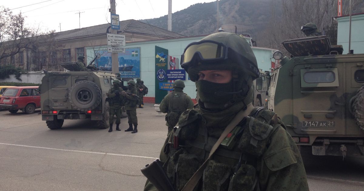 Российскими военными руководят опытные российские генералы