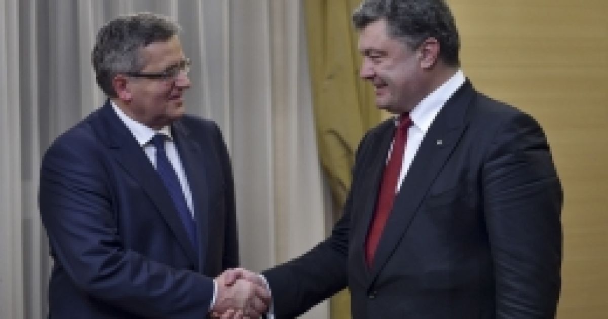 Броніслав Коморовський позитивно оцінив роботу Вишеградської четвірки