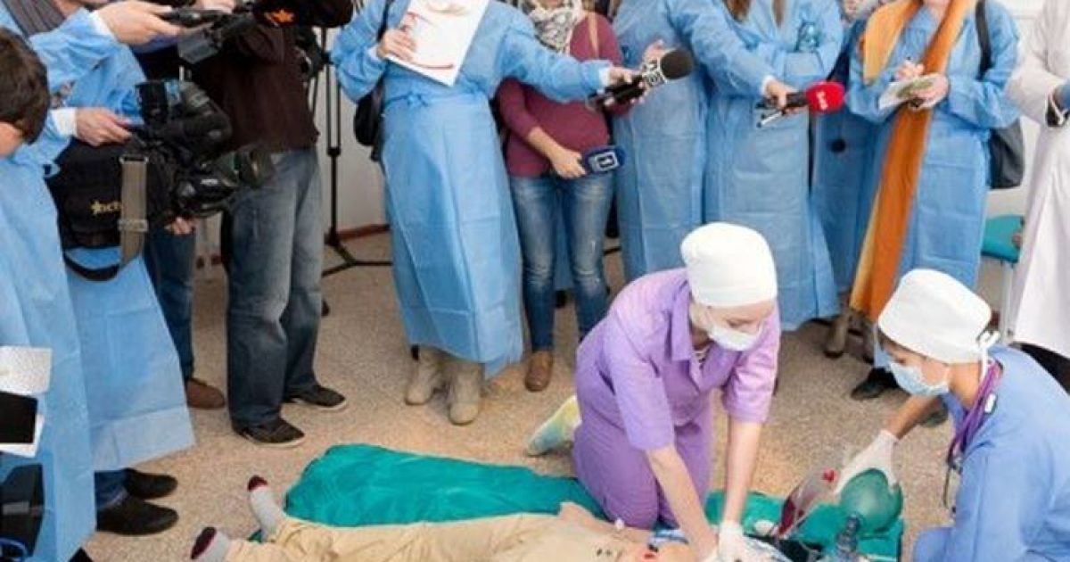 В центре проходят обучение более двух тысяч студентов вторых-третьих курсов из 57 стран мира, интерны, аспиранты, клинические ординаторы, а также военные врачи