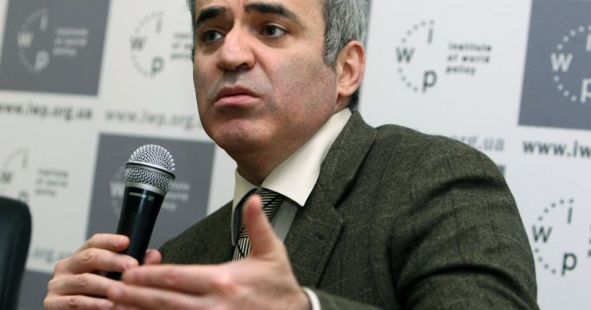 Каспаров прогнозує РФ повний крах
