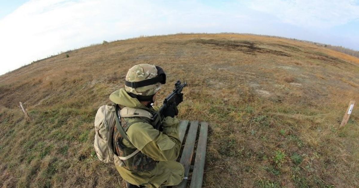 Справу розслідують за фактом необережного поводження зі зброєю