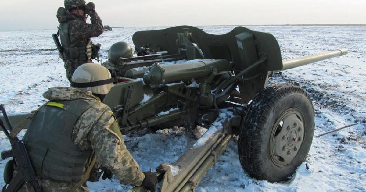 Боевые действия на Донбассе продолжаются девятый месяц подряд