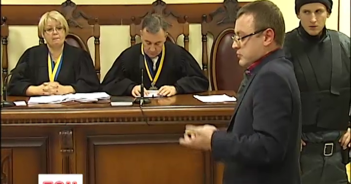 Суд оставил Зинченко за решеткой