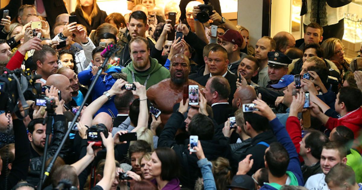Бриггс пришел на взвешивание Кличко и Пулева / © Getty Images
