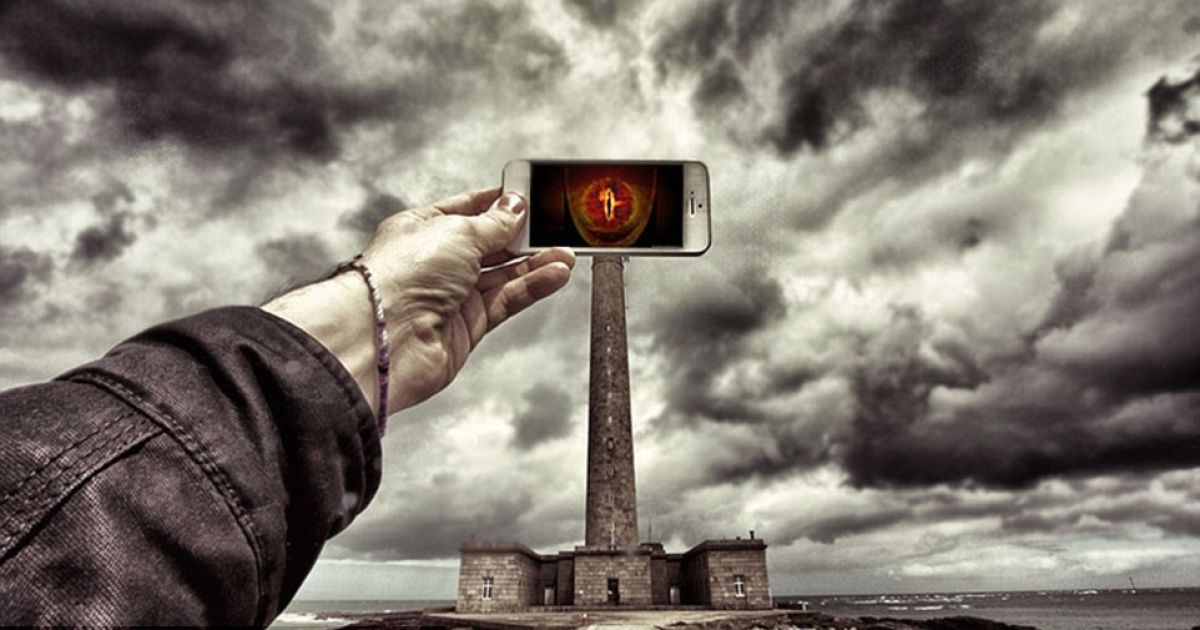 Фото чоловіка виявилися надзвичайно популярними, після того, як він поділився ними з друзями на Facebook / © dailymail.co.uk