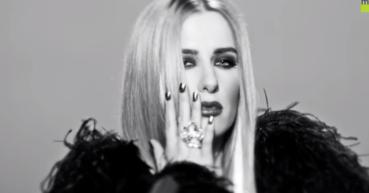 Горбачова приміряла новий образ