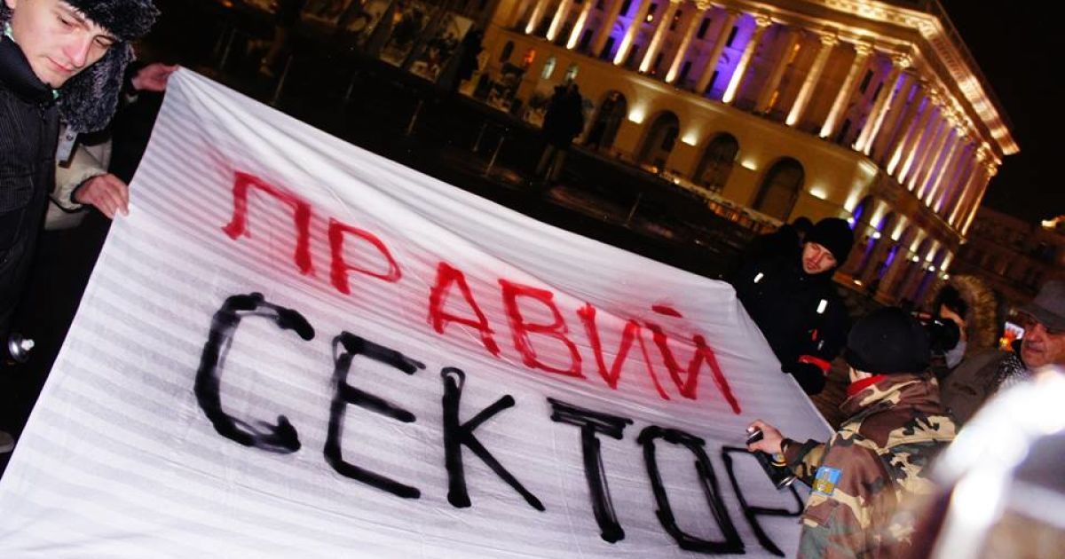 Також існує проблема з документальним доведенням участі в АТО та наданням статусу учасників бойових дій волонтерам, багато з яких вже отримали поранення чи навіть загинули у зоні проведення АТО