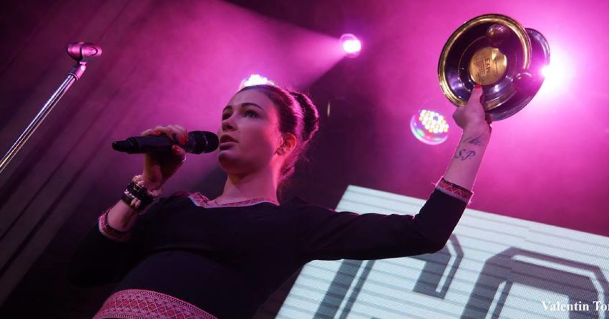 Приходько віддала російські нагороди на благодійність