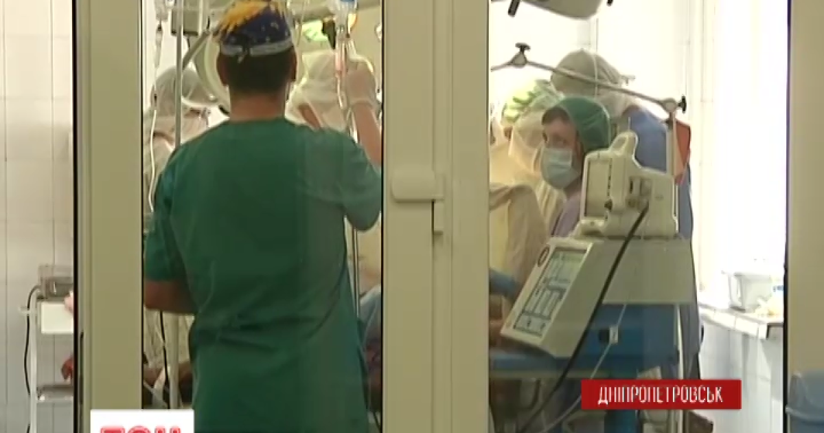 Десятеро бійців у важкому та украй важкому стані