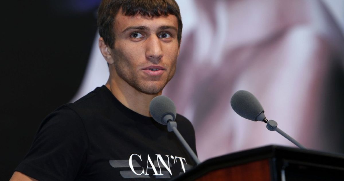 Ломаченко перед боем с Пирийяпиньйо / © vk.com/vasyllomachenko