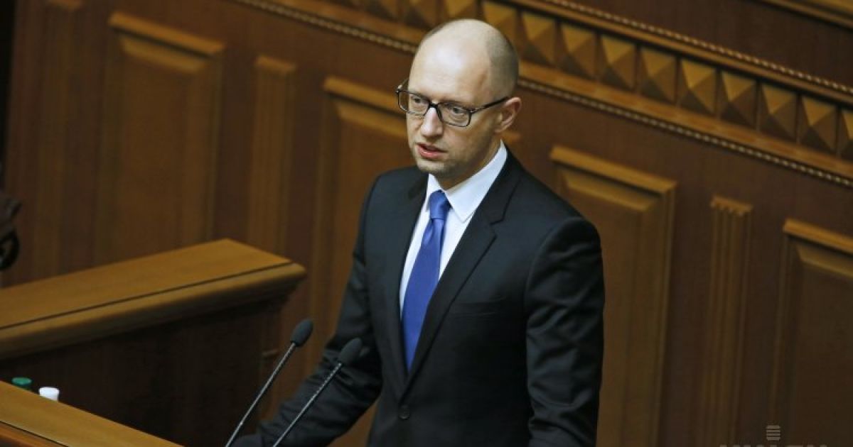 Яценюк анонсував зустріч з Столтенбергом