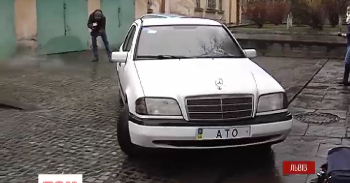Львів'янин передав власний Mercedes до зони АТО