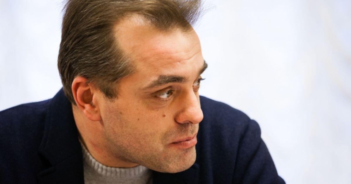 Волонтери будуть залучені до речового, харчового та медичного забезпечення в системі Міністерства оборони / © president.gov.ua