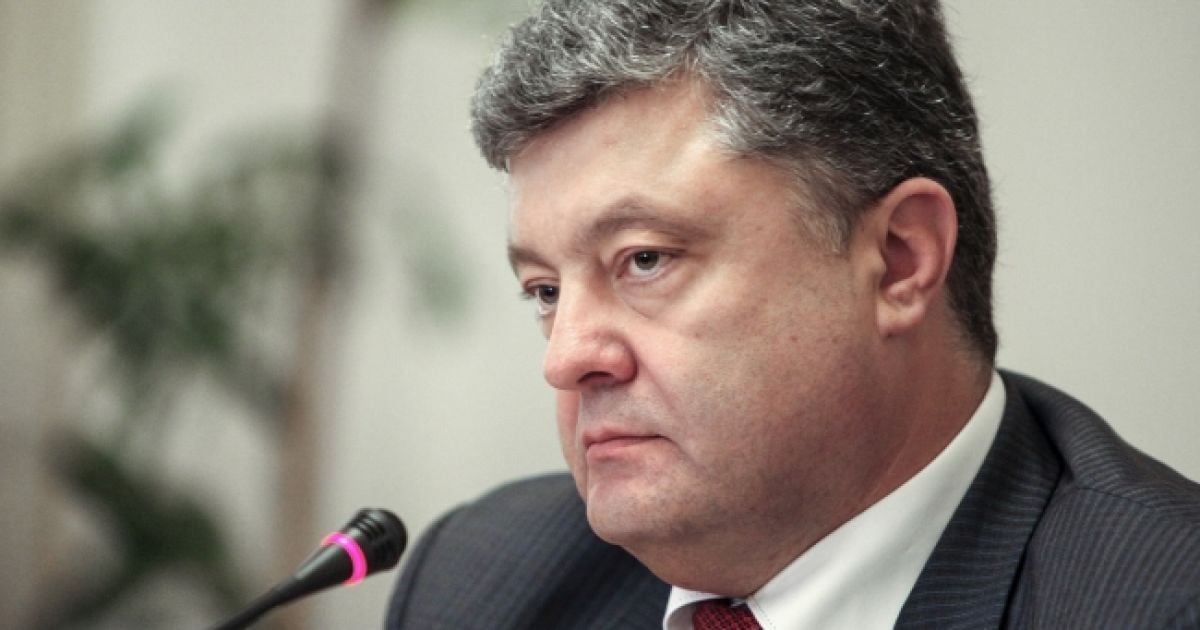 Порошенко сподівається на виконання мирного плану, але закликає бути готовими до найгіршого сценарію