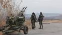 Военные продолжают удерживать свои позиции