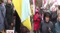 У Мінську учасників опозиційної ходи затримали за український прапор