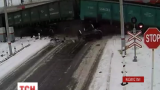 ДТП с двумя поездами и грузовиком произошло в Казахстане